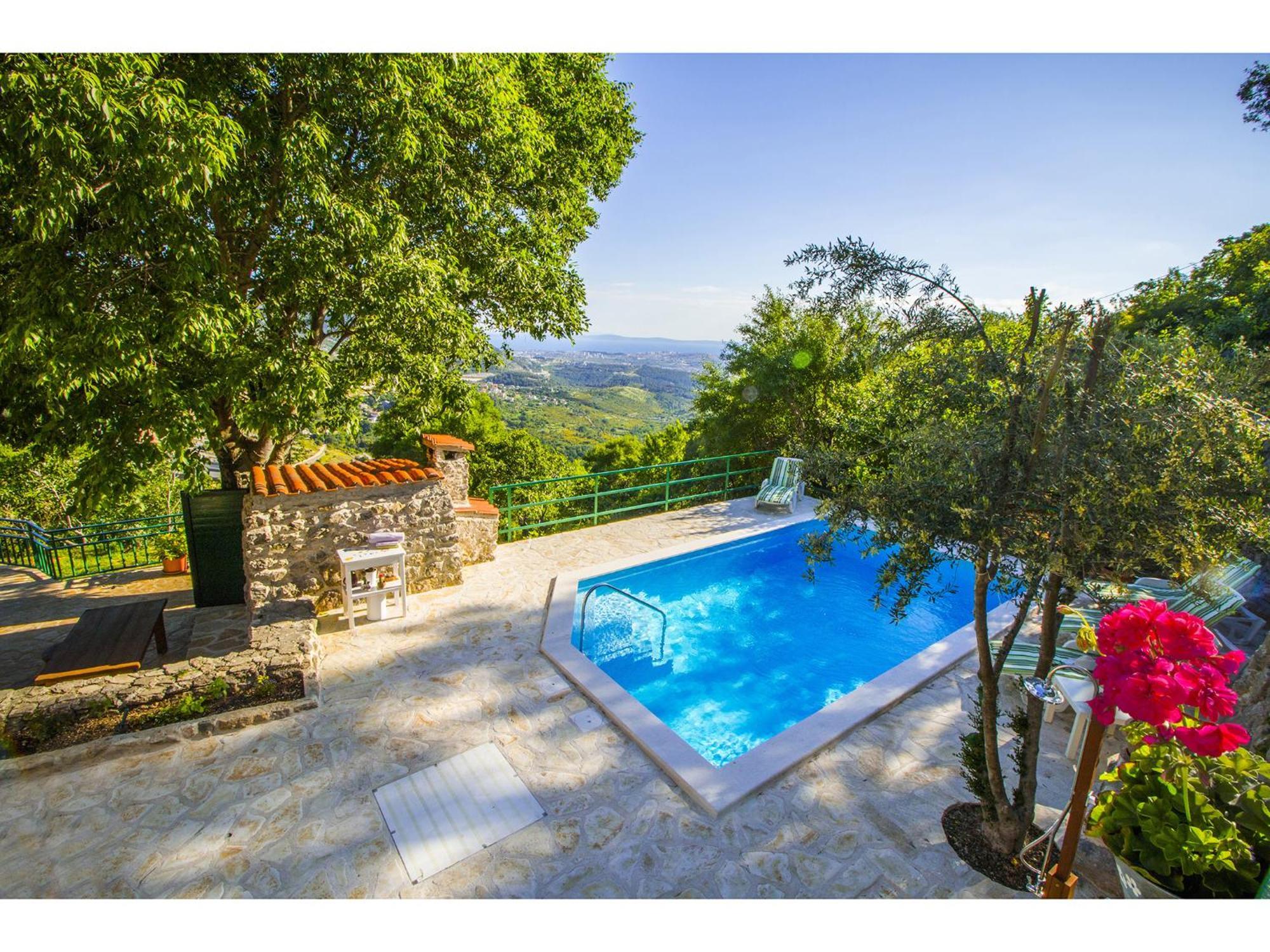 Villa O'Zrna Klis Exterior photo
