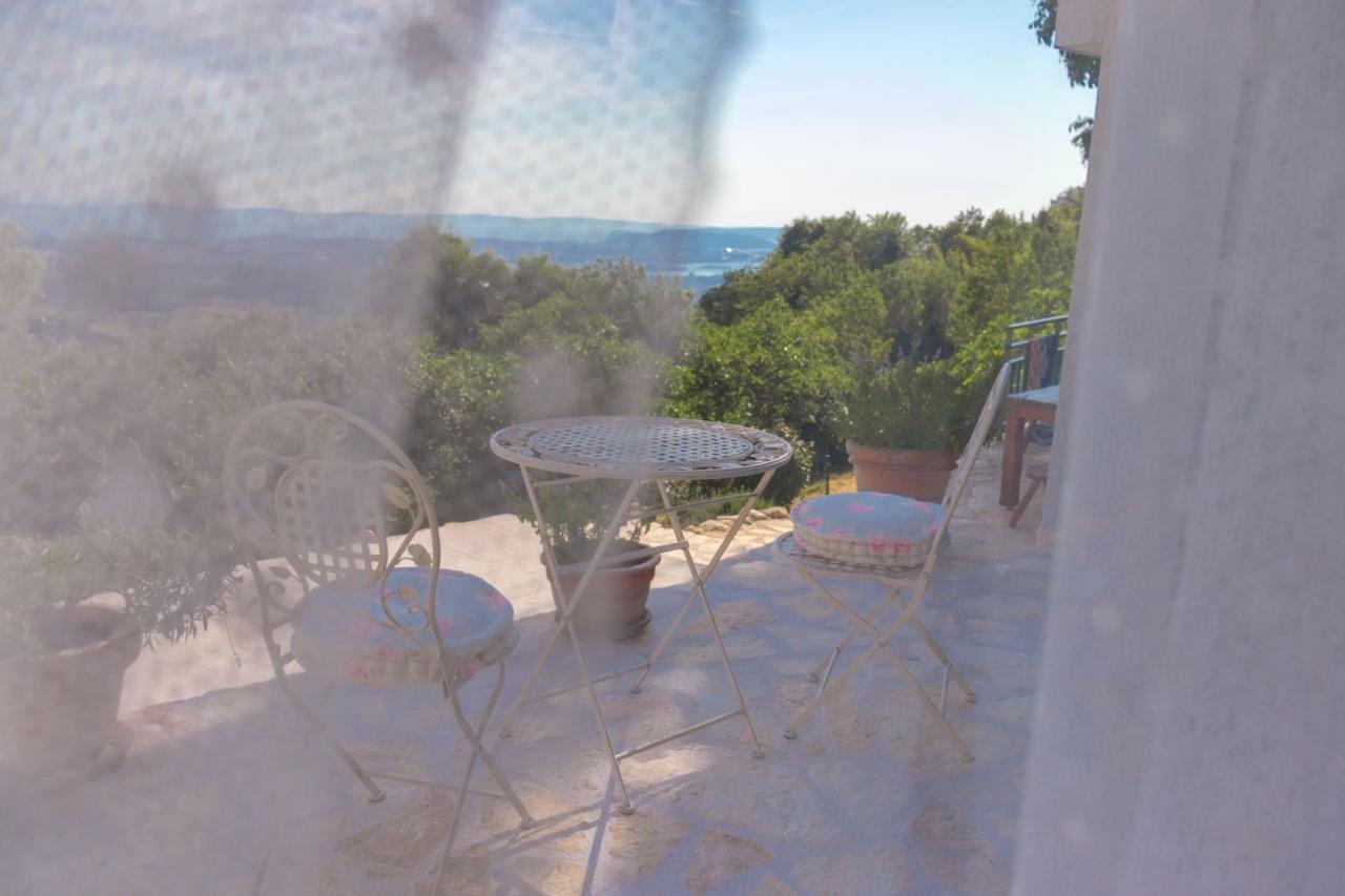 Villa O'Zrna Klis Exterior photo