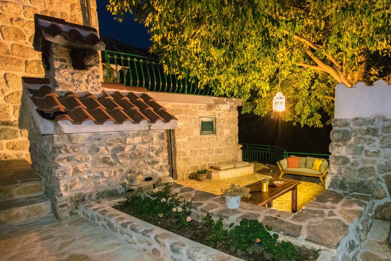 Villa O'Zrna Klis Exterior photo