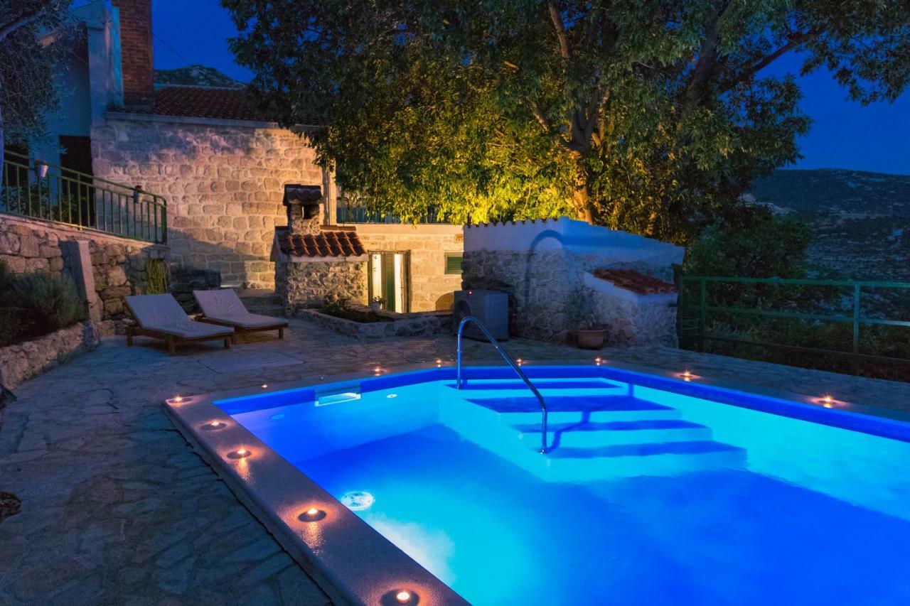 Villa O'Zrna Klis Exterior photo