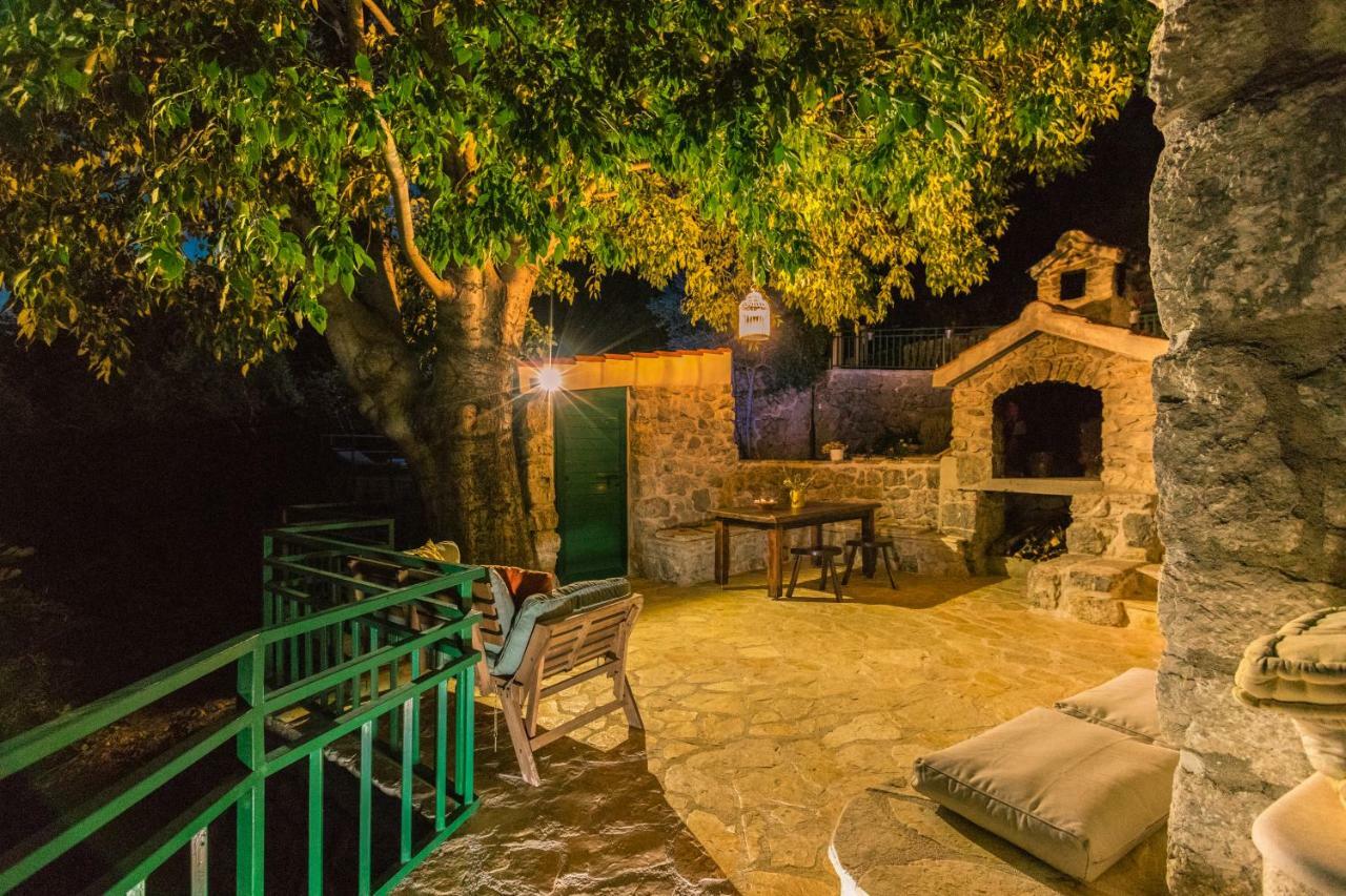 Villa O'Zrna Klis Exterior photo